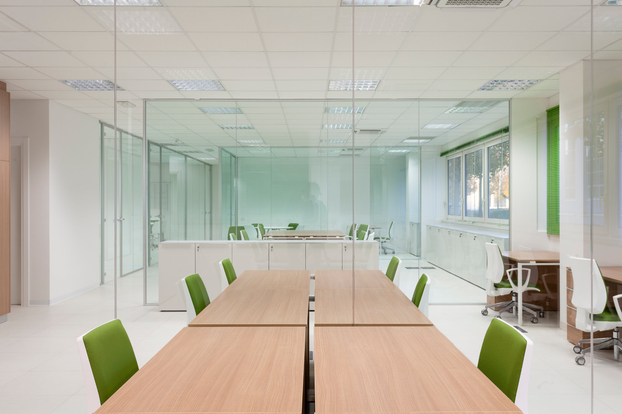 Zespri Headquarters office tables, seats and windows. - Gitaly contract