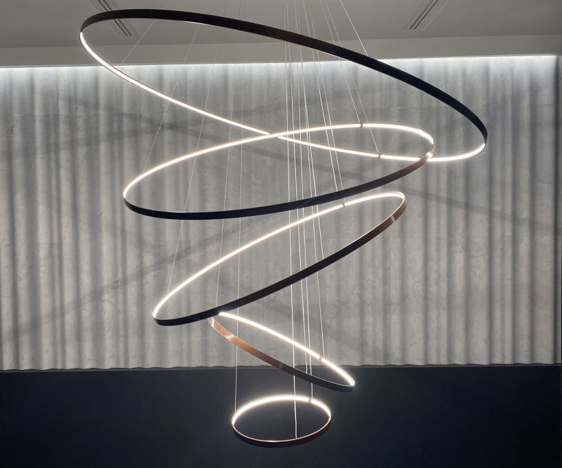 Crowne Plaza Geneva chandelier - Gitaly contract Experience chandelier of Crowne Plaza Geneva - Gitaly contract